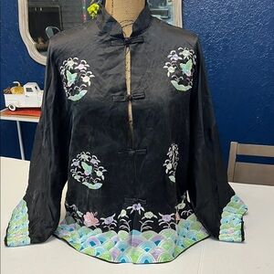 90’s  VICTORIA’S SECRET VINTAGE M/LARGE SILK EMBROIDERED ART TO WEAR JACKET